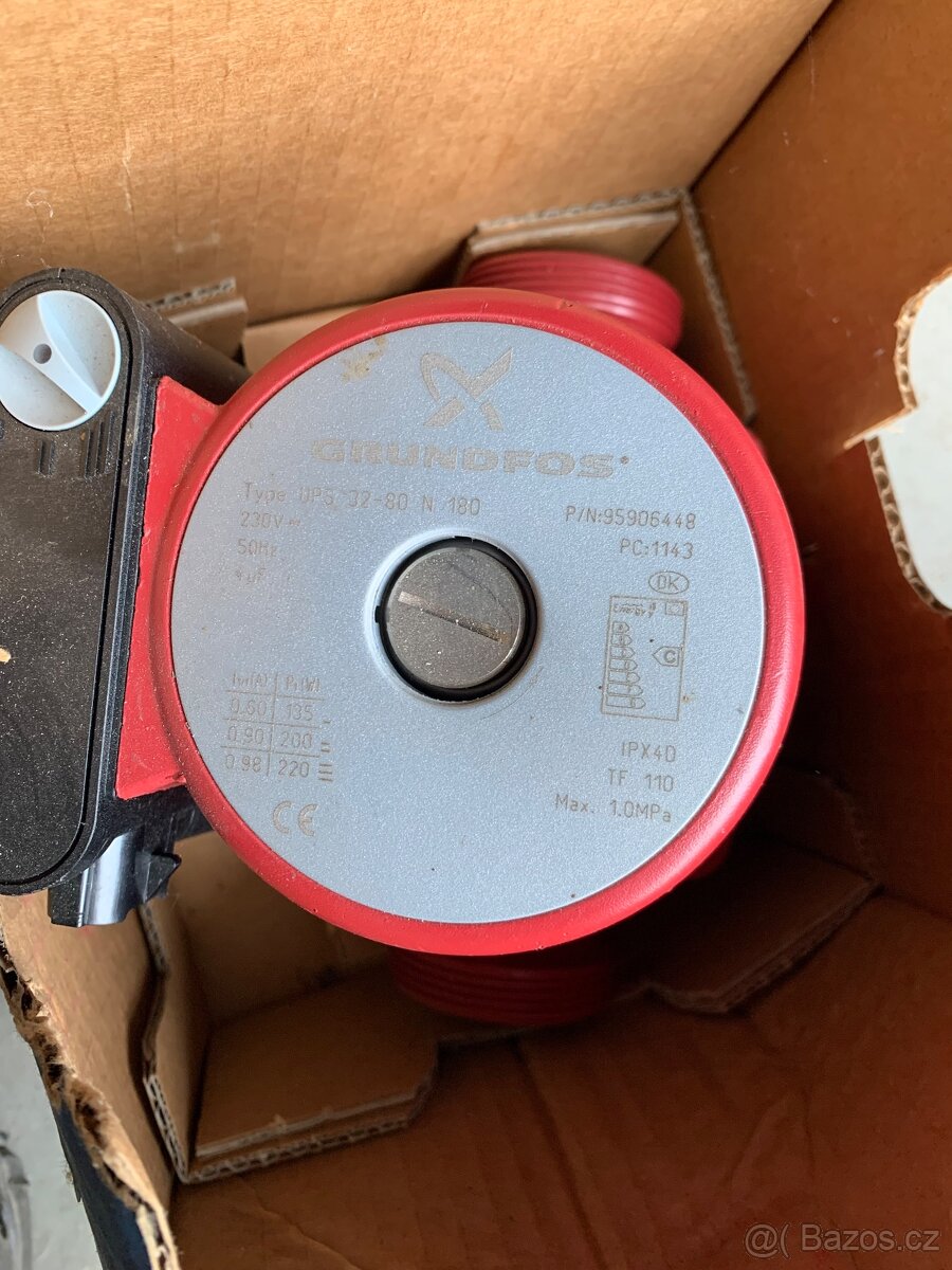 Oběhové čerpadlo Grundfos UPS 32-80 N 180