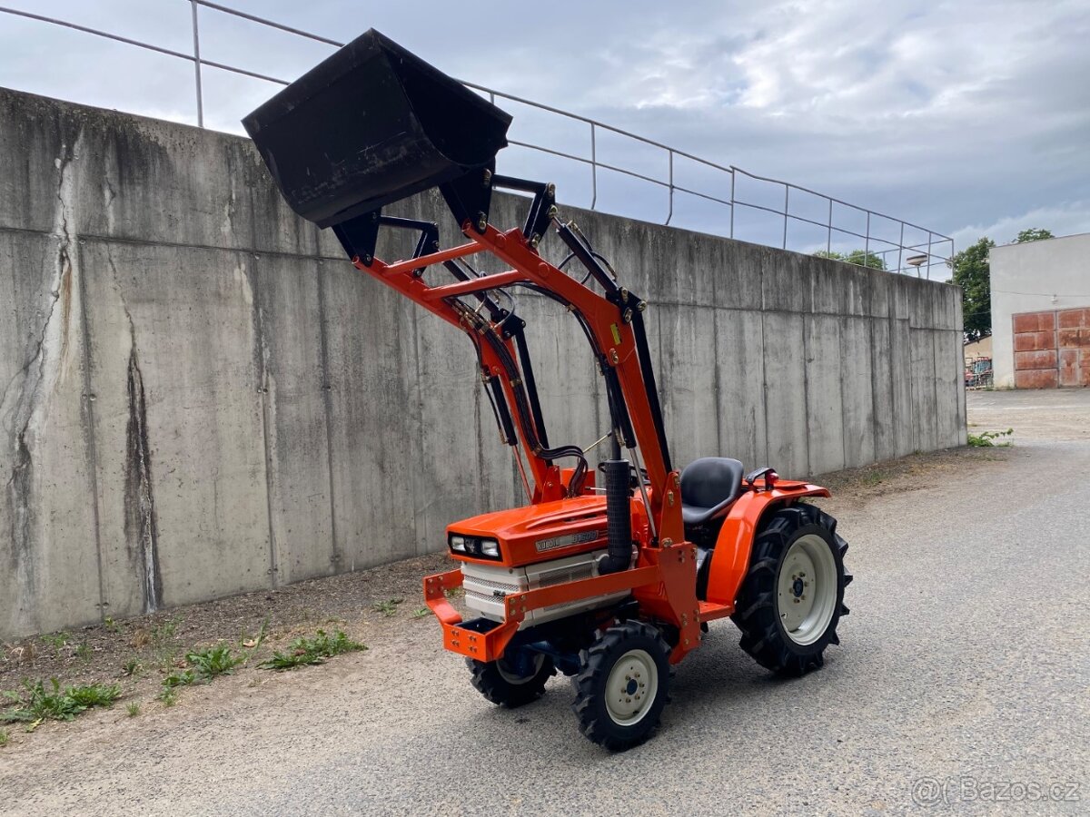 Kubota B1600DT