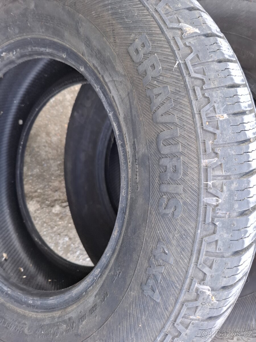 Letni pneu 255/65 R16