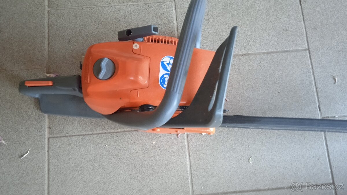 motorová pila Oleo Mac OM 947