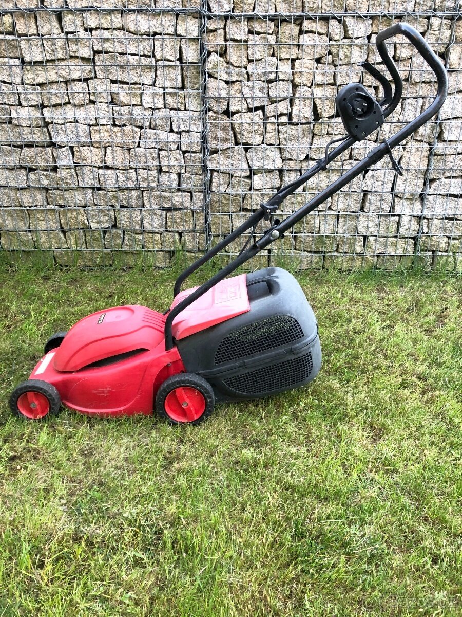 Elektrická sekačka na trávu Huricane 33