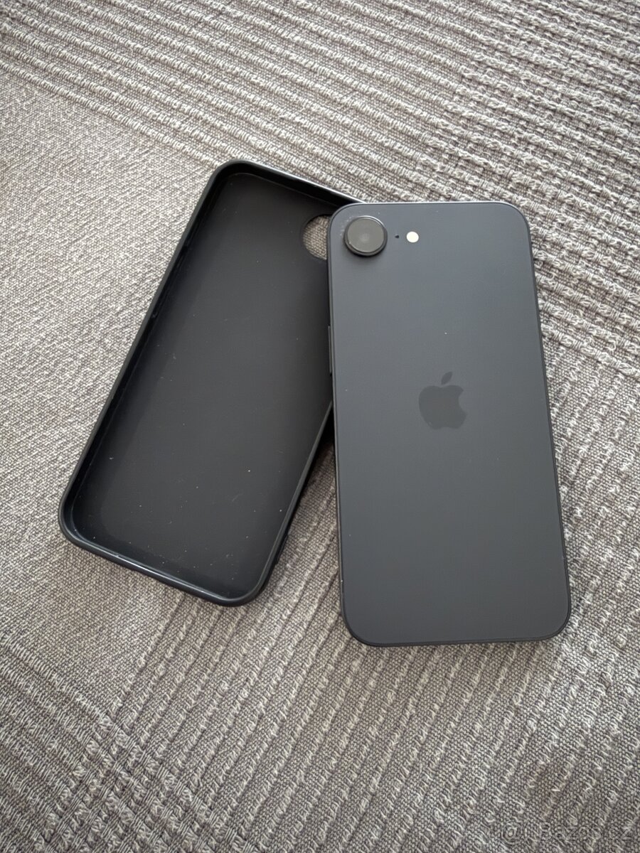 iPhone 16e 128GB černý