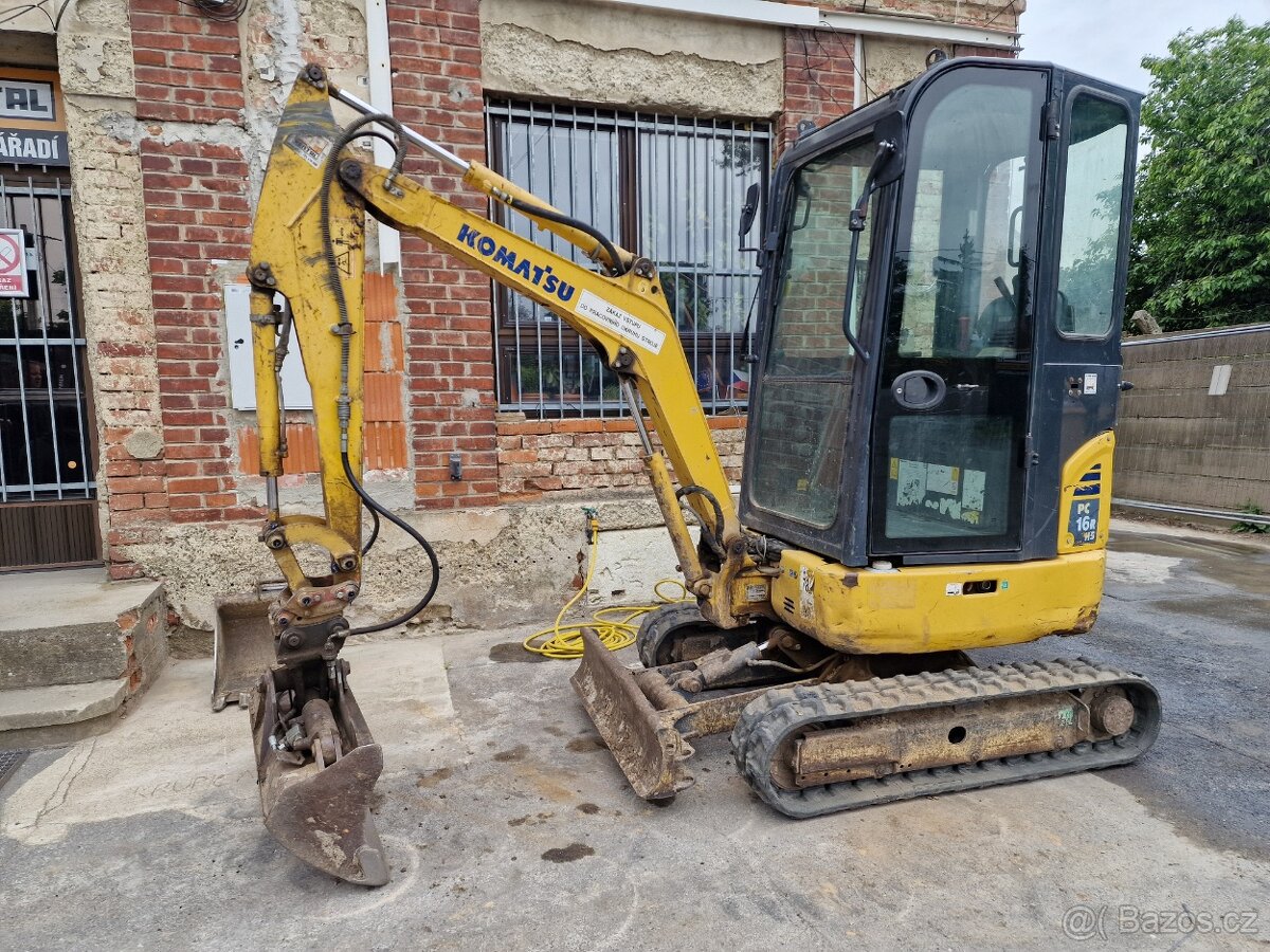 Komatsu PC 16
