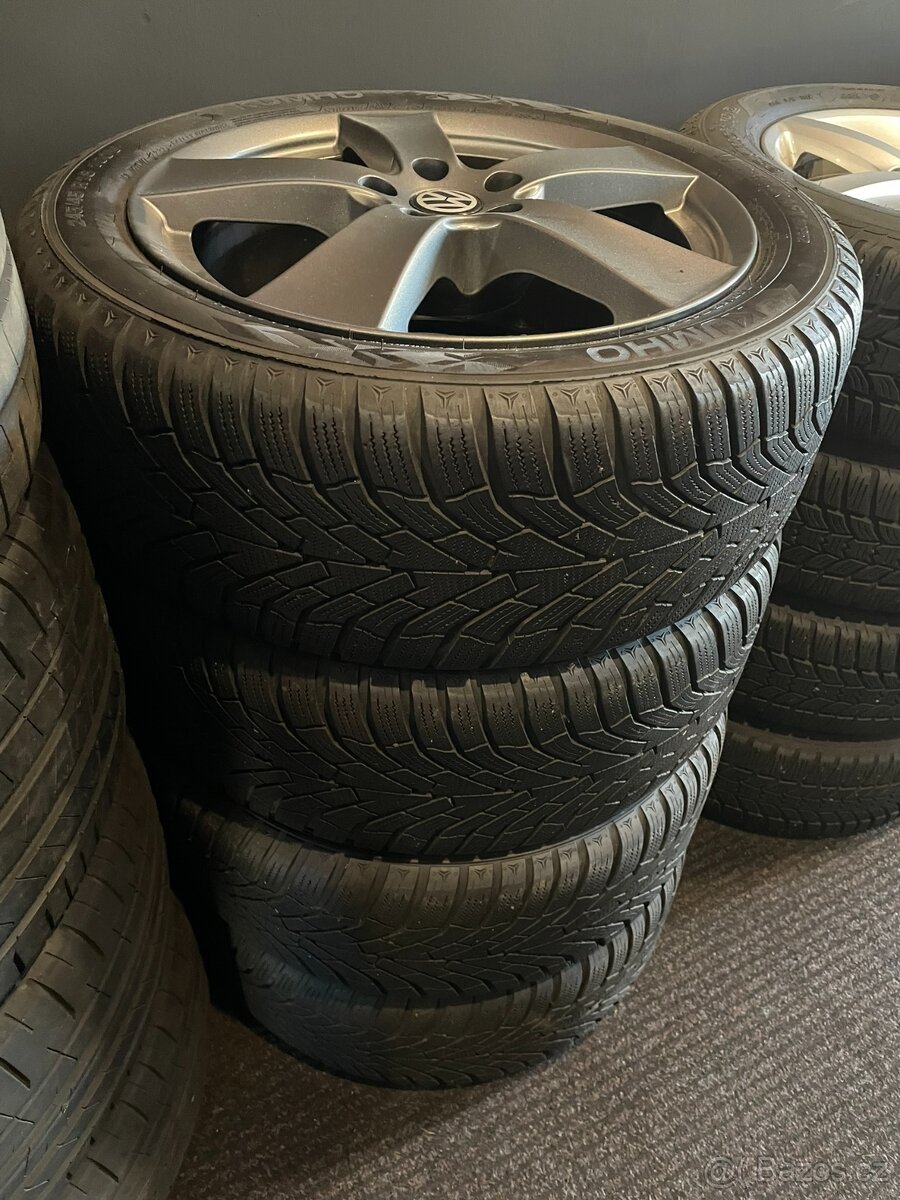 Zimní sada pneu 245/45R18 alu Dezent 5x112