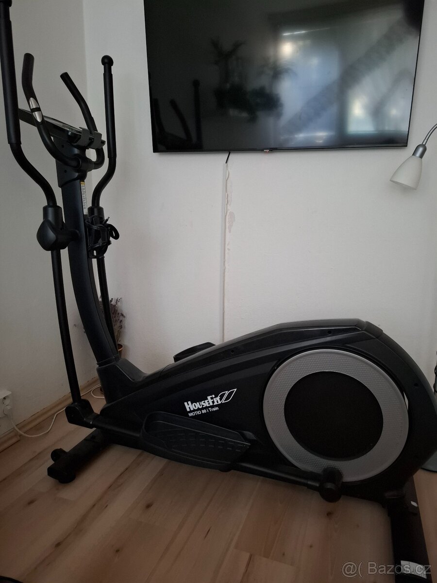 Eliptický trenažér