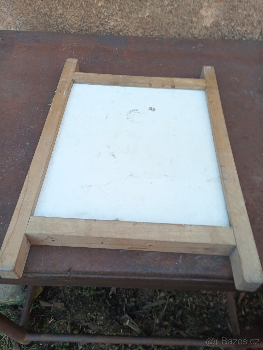 Stará valcha keramická