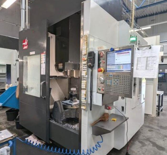 Obráběcí centra - pětiosá UMC 750SS