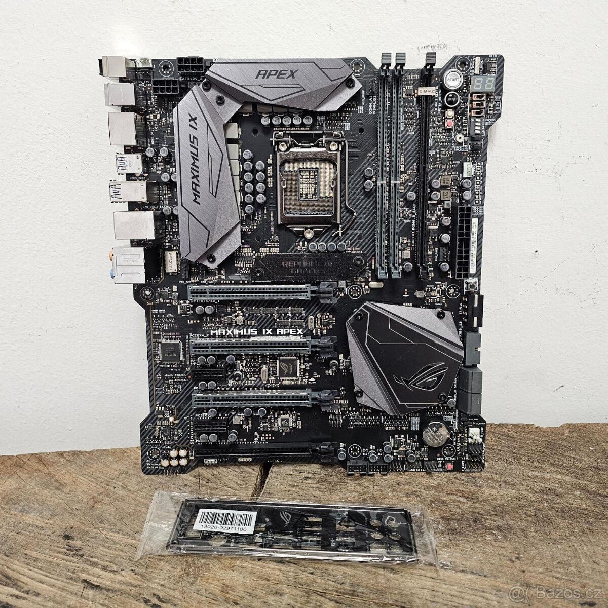 ASUS ROG MAXIMUS IX APEX - Intel Z270, socket 1151