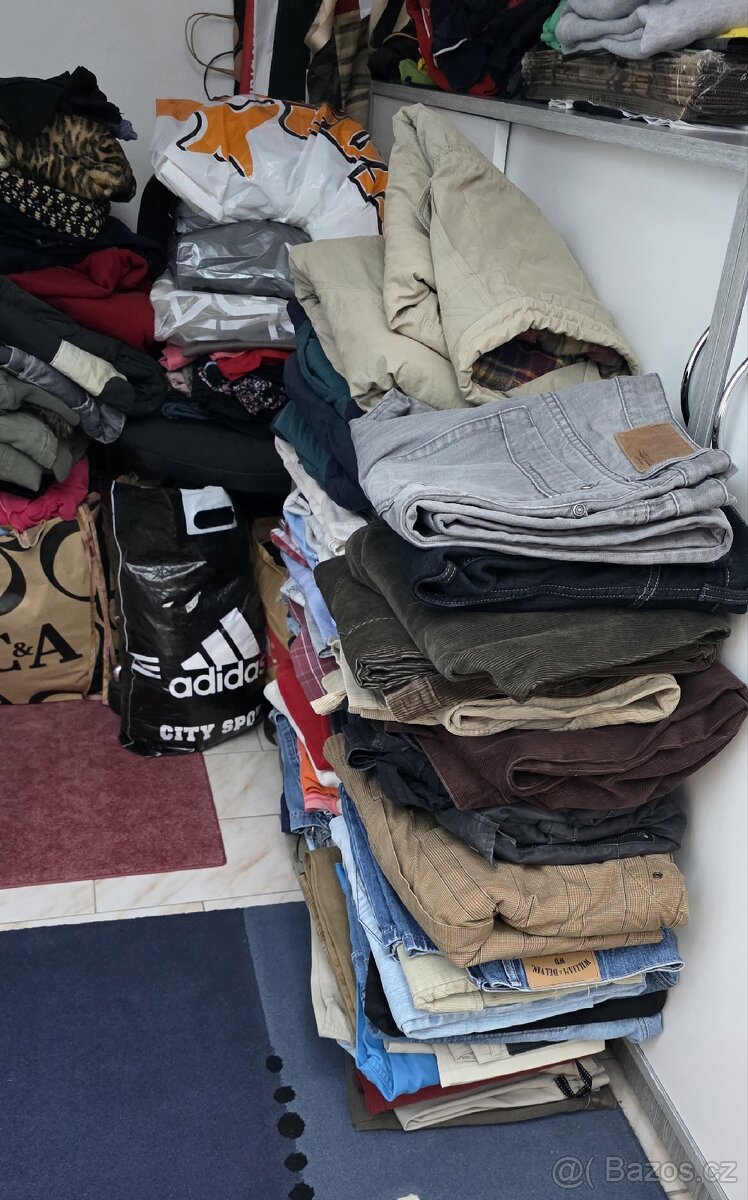 Pánské kalhoty/džíny LEVNĚ