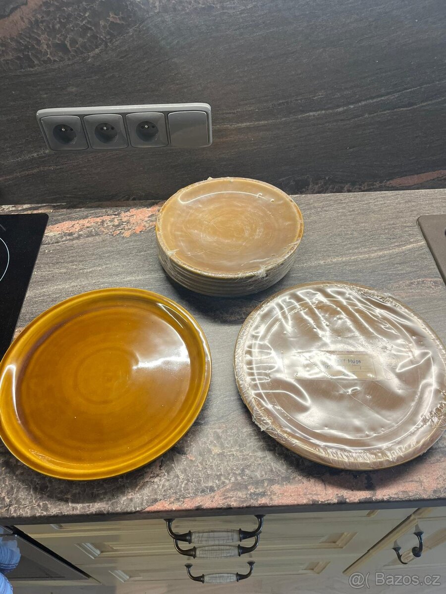 Talíře Kera Virtal