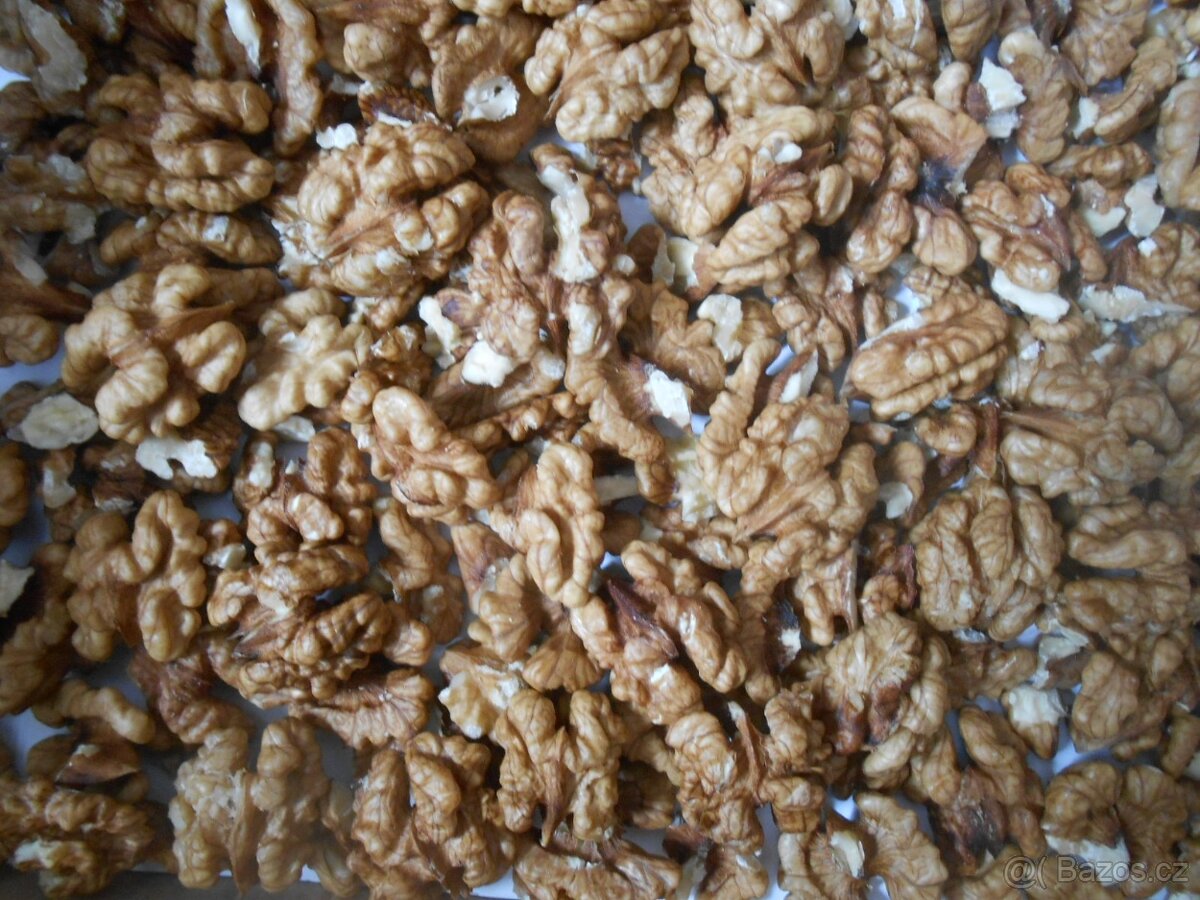 Vlašské ořechy loupané