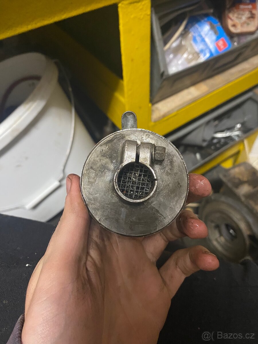 Filtr na karburátor Jikov