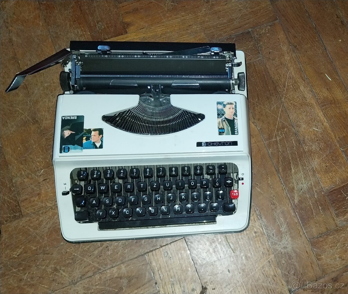 Psaci stroj kufřík Chevron