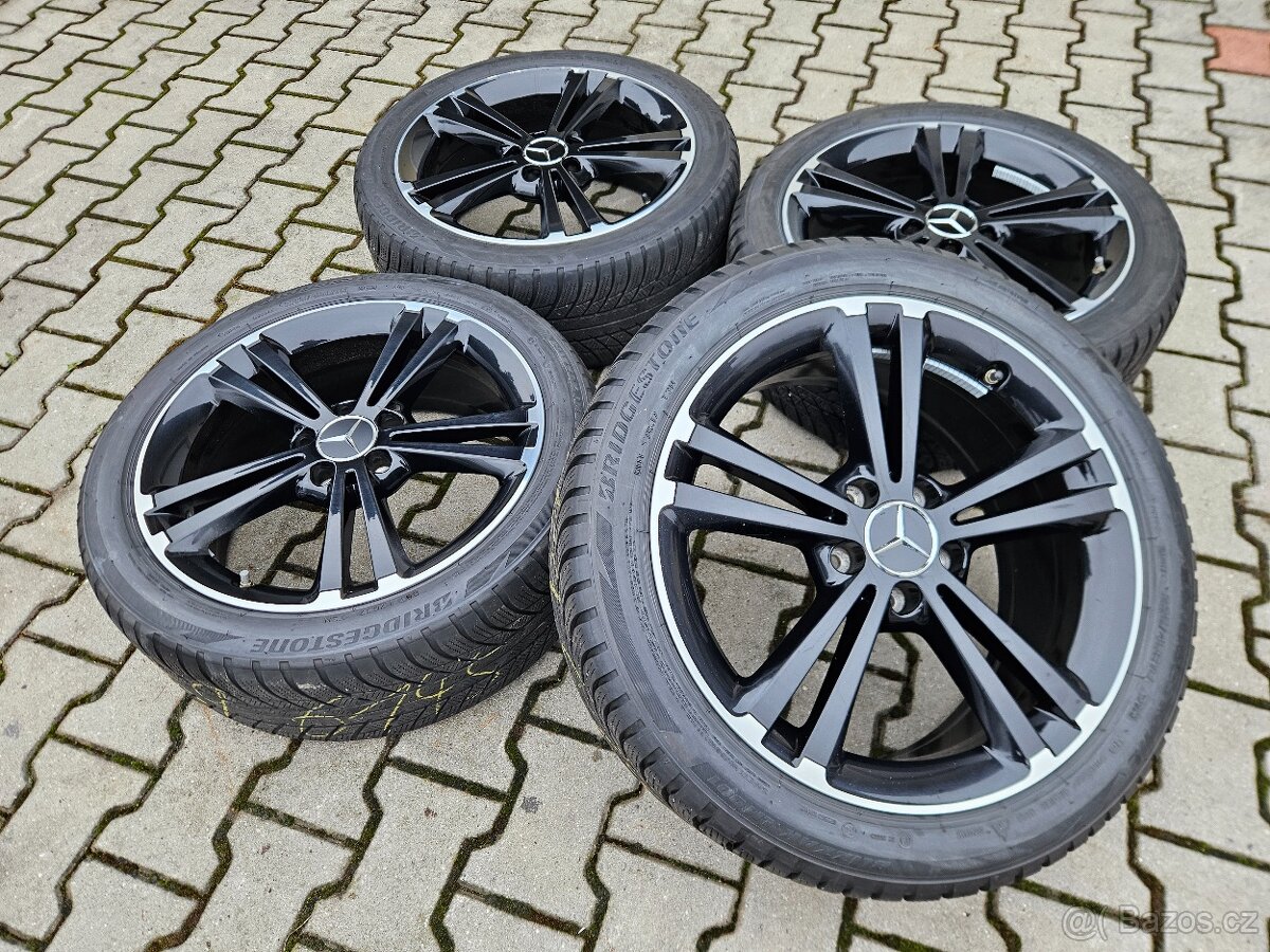 Originální Alu Mercedes 225/45/18 Zimní Bridgestone.