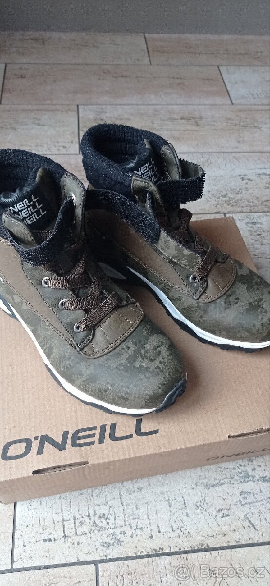 Kotníkové boty zn.O'neill, vel.34