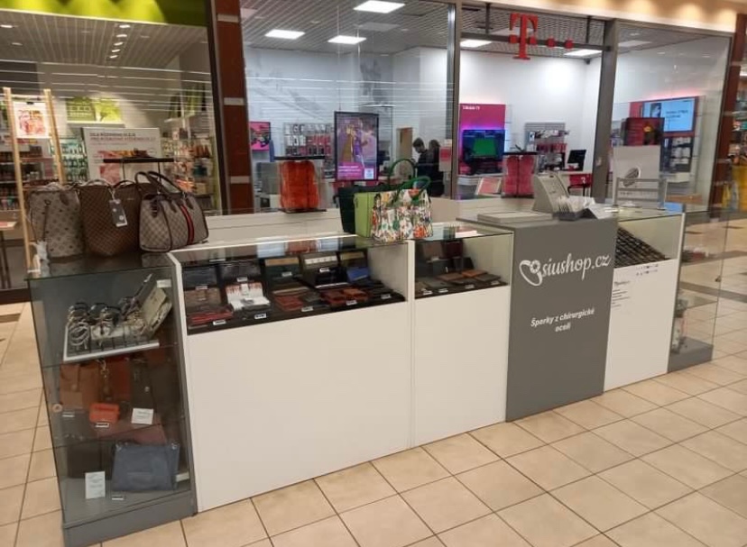 Dřevěný stánek 10 m² – ideální do obchodního centra