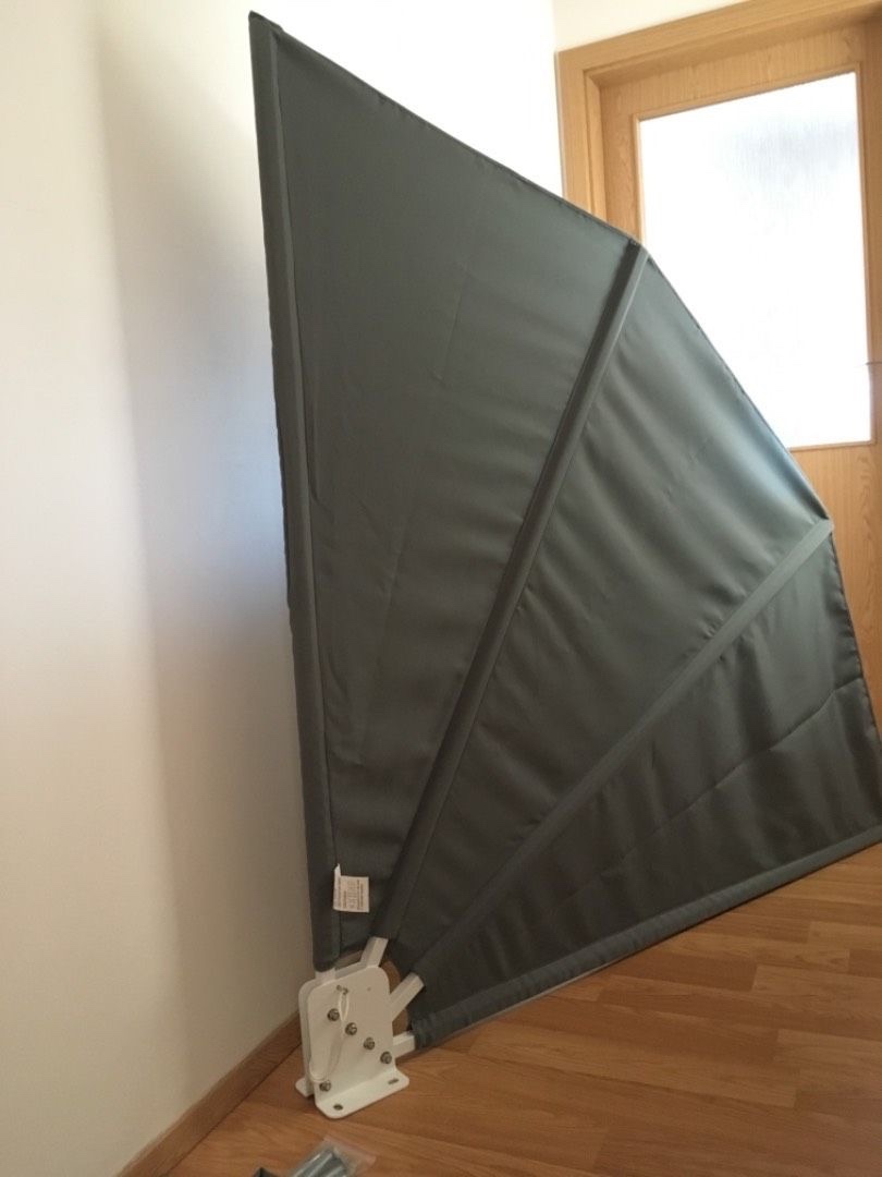 Skládací sluneční clona boční