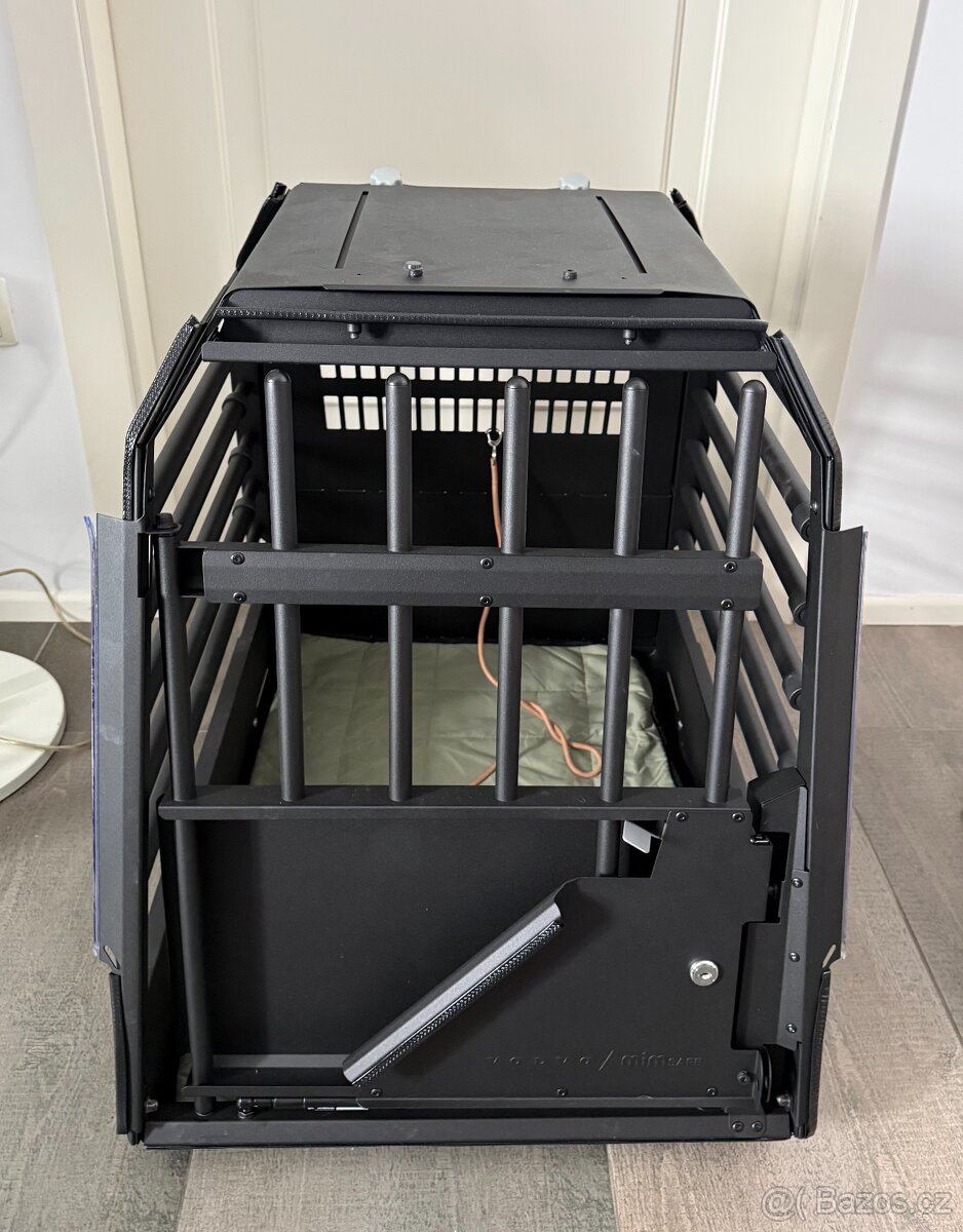 Přepravní box na psy VOLVO