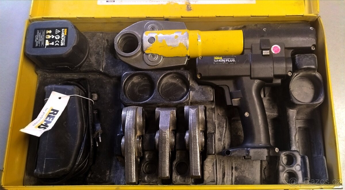 Akumulátorový lis REMS