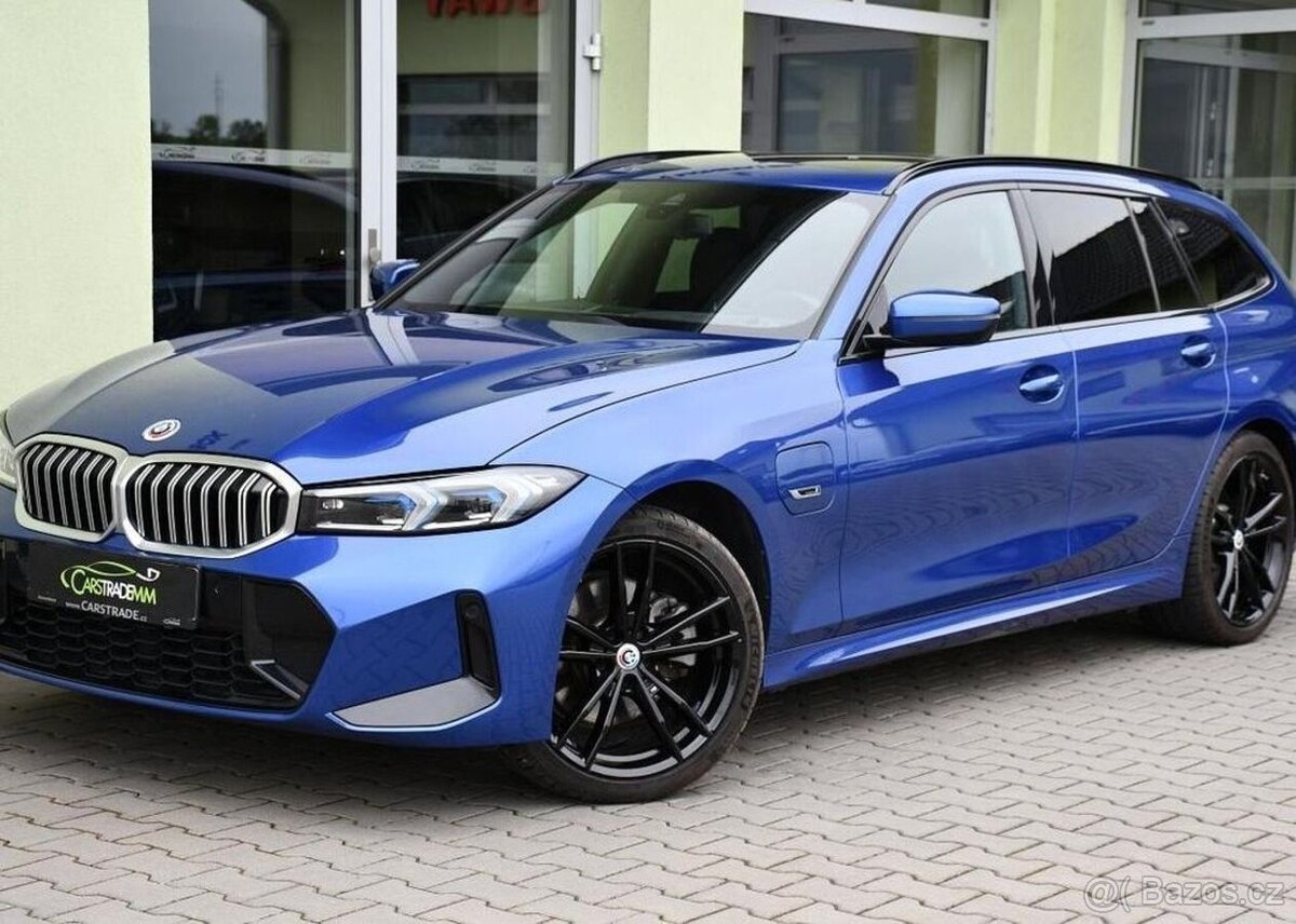 BMW Řada 3 330e xD M-SPORT H/K HUD PANOR.
