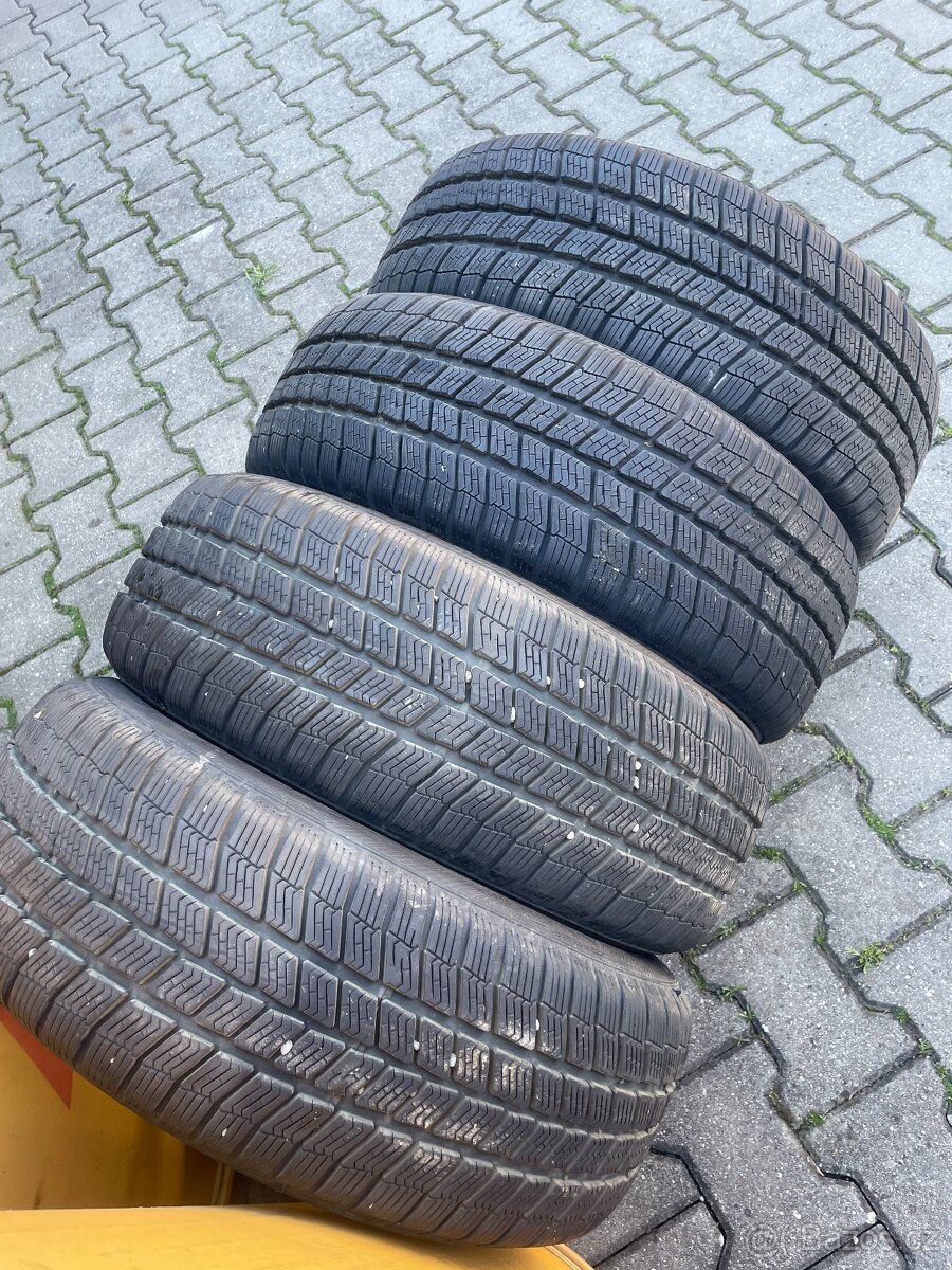 Zimní pneu Barum Polaris 205/55 R16