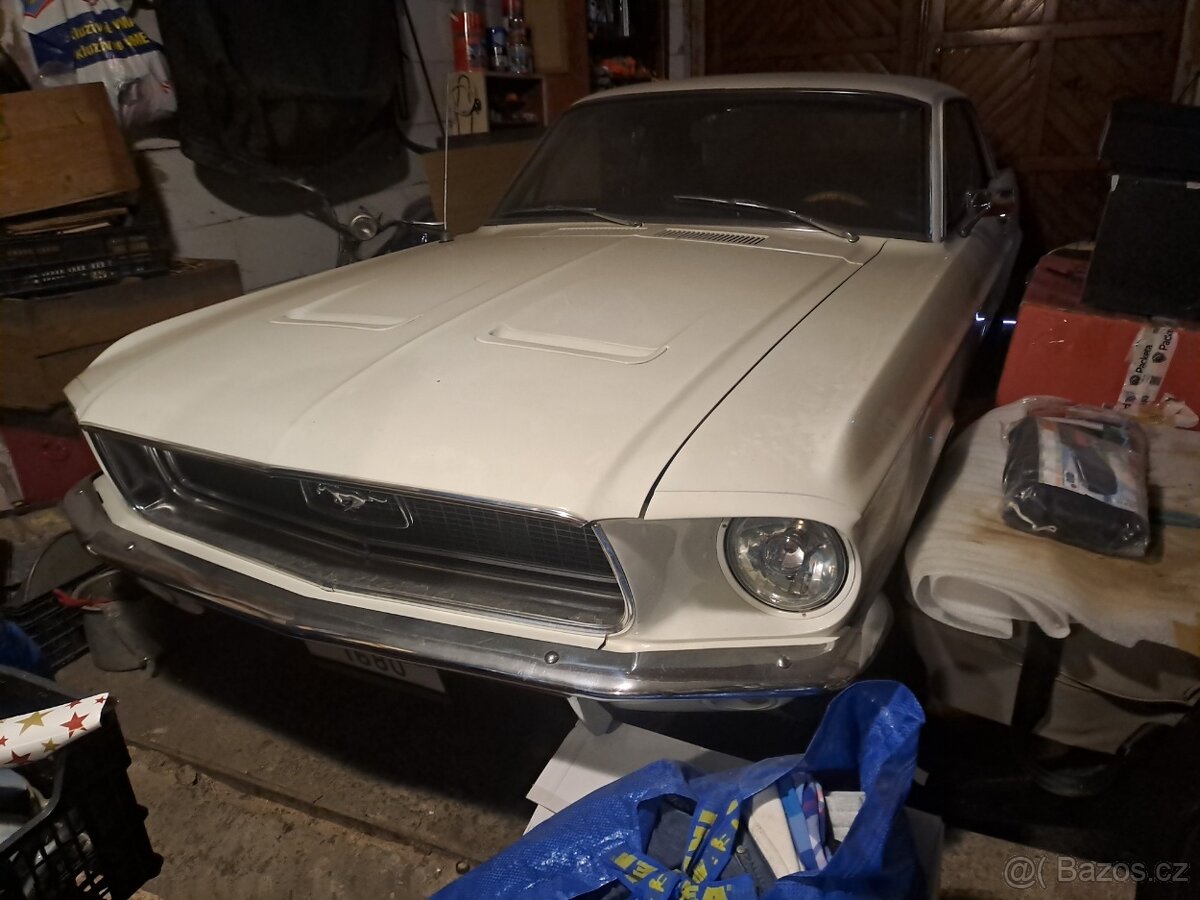 Ford Mustang coupe 289 V8
