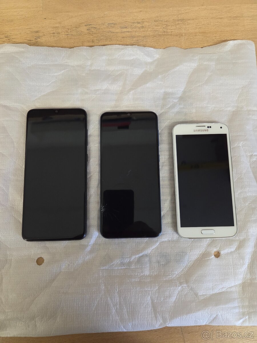Samsung Galaxy A70, A50 a S5