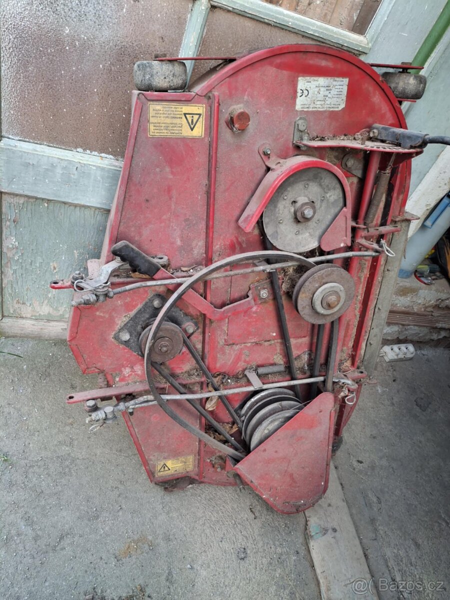 Žací zařízení pro malotraktor