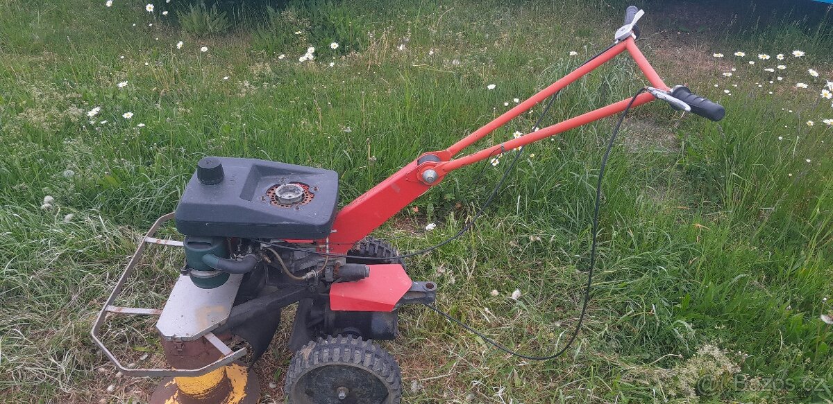 Bubnova sekačka s pojezdem vari bdr700