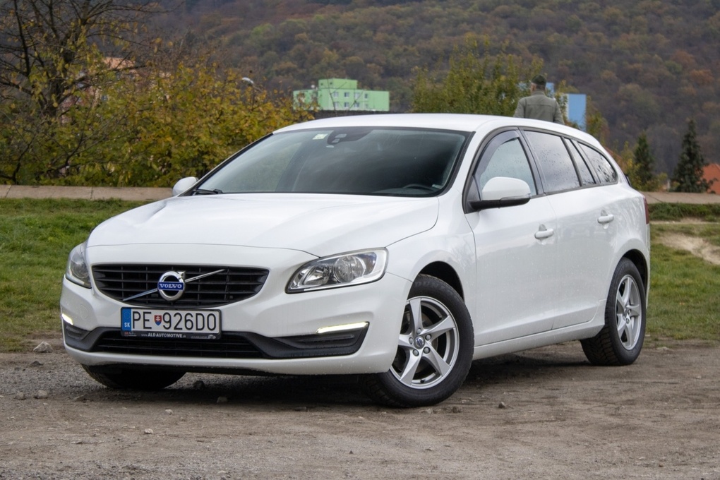 Volvo V60 D2 2.0L 120k Base Geartronic