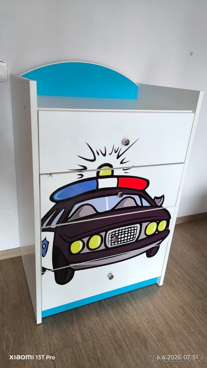 Modrý dětský pokoj jako nový