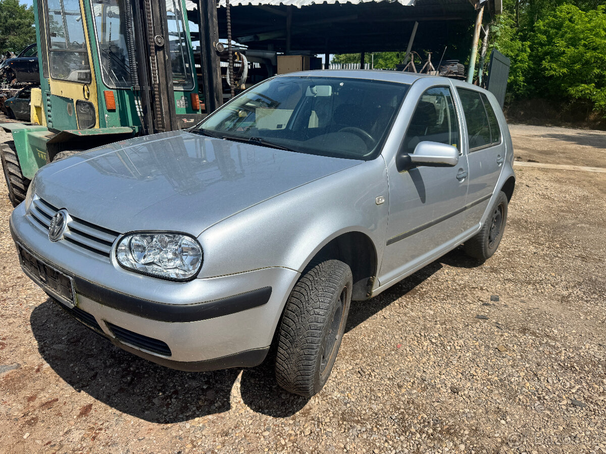 Golf 4