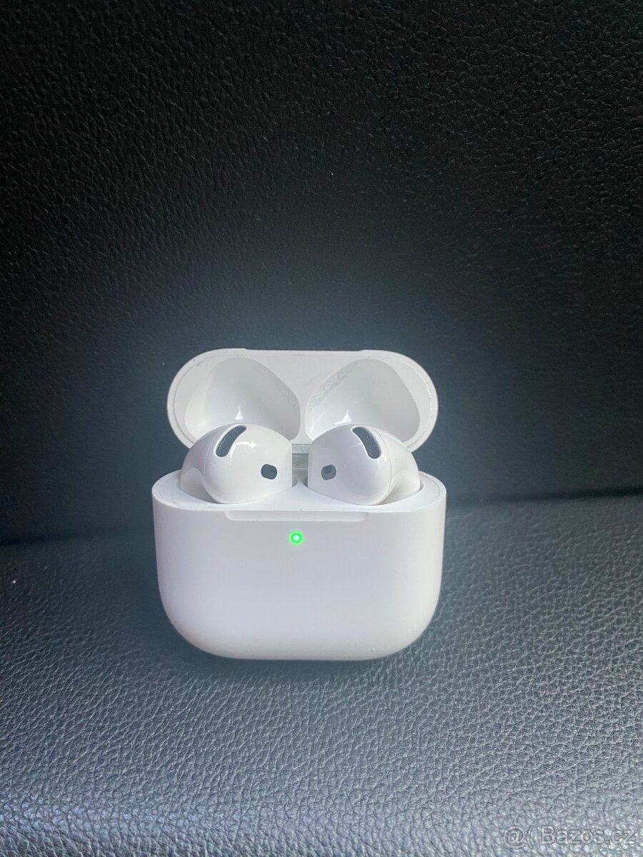 AirPods 4