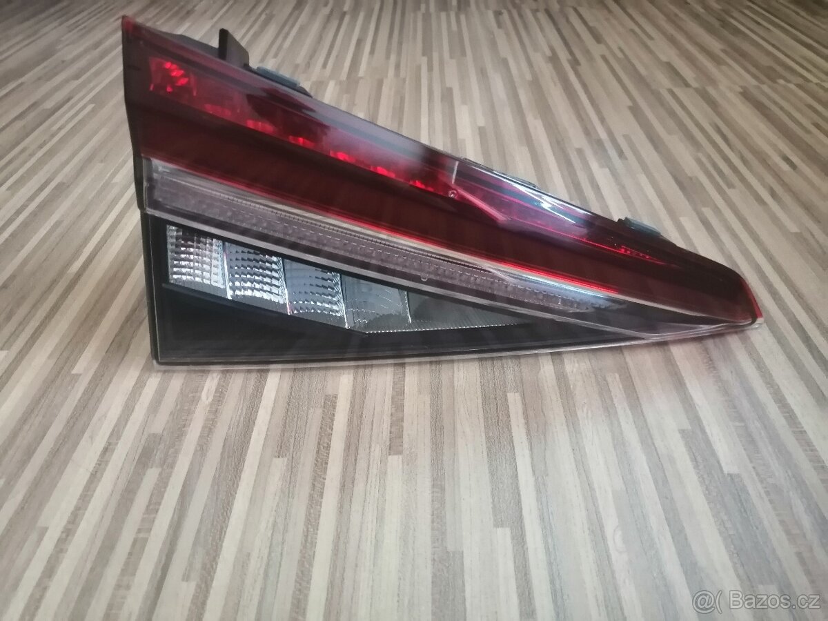levé vnitřní led zadní světlo kodiaq facelift 2021