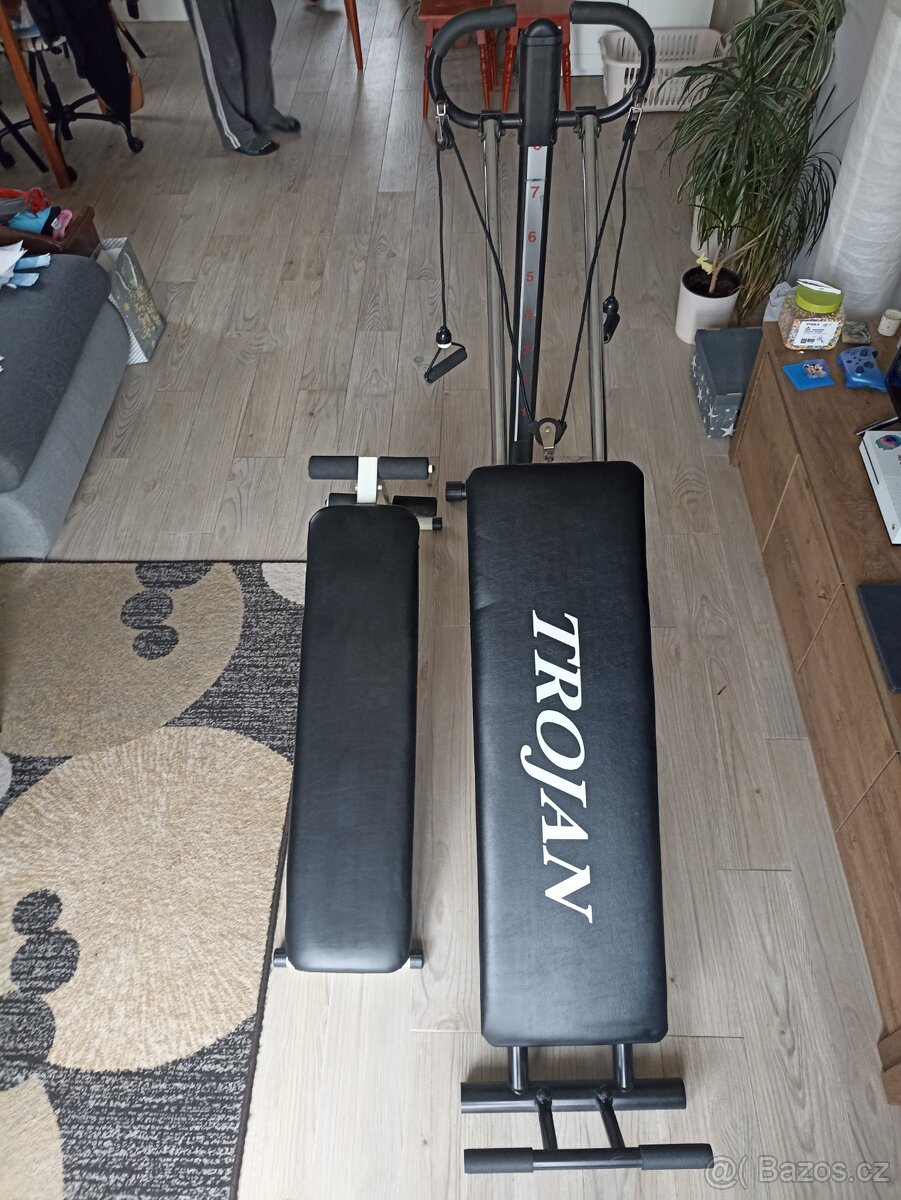 Cvičící stroje
