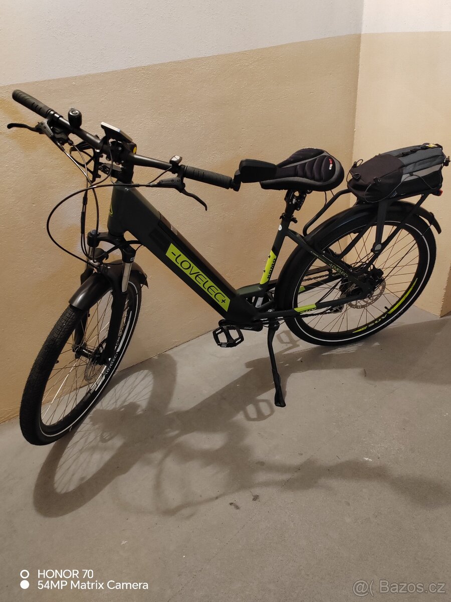 Prodám unisex trekingové elektrokolo Lovelec Komo ZLEVNĚNO