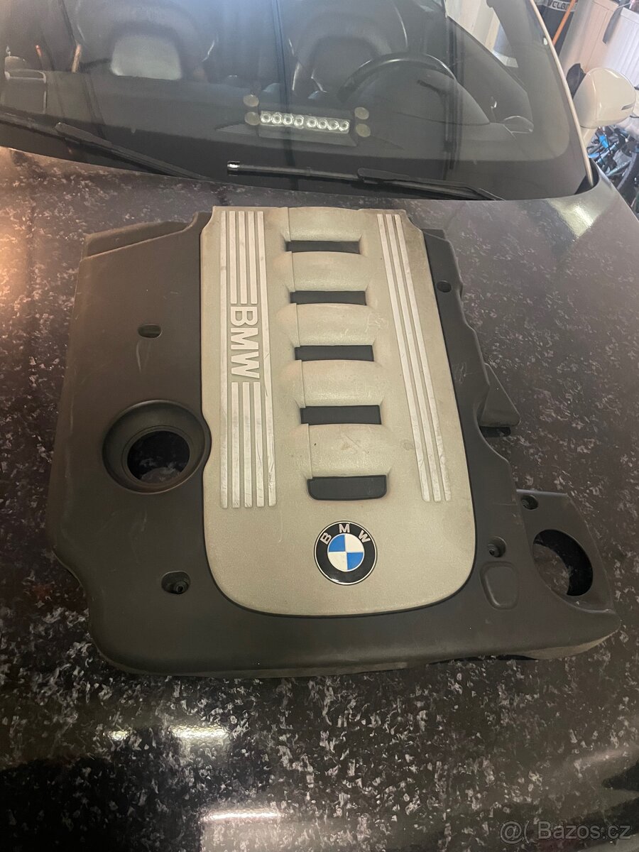 Kryt motor na m57
