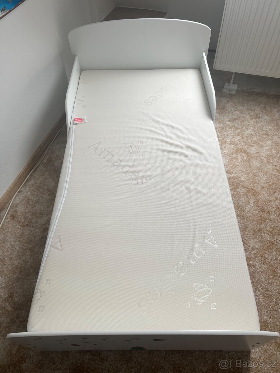 Rostoucí postel IKEA+ matrace_ pouze osobní odběr Opava