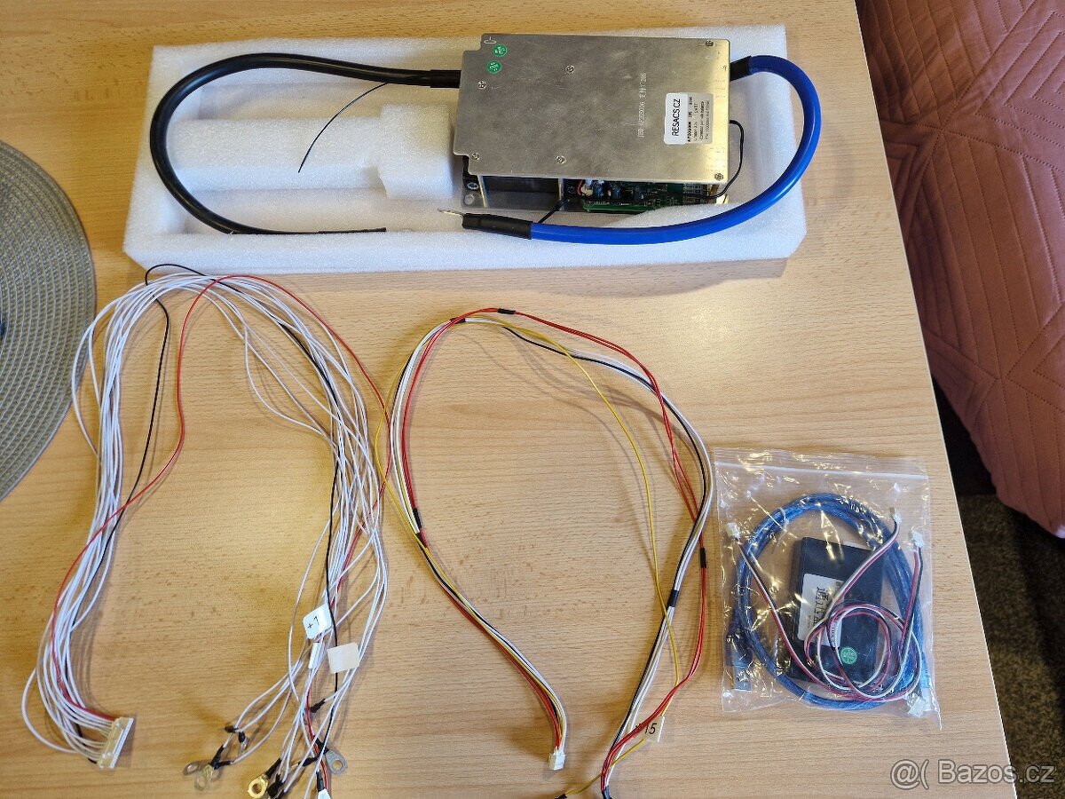 JBD BMS 200 Ah pro LiFePo4 baterie 16 clanku