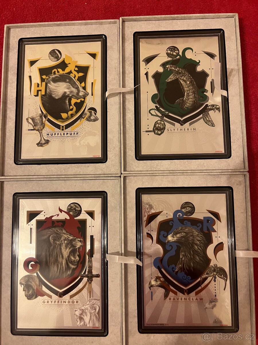 Stříbrné plakáty - Bradavické koleje  - Harry Potter