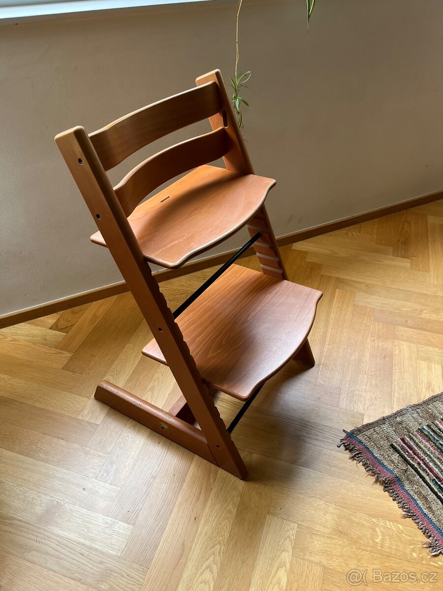 Dětská židlička rostoucí