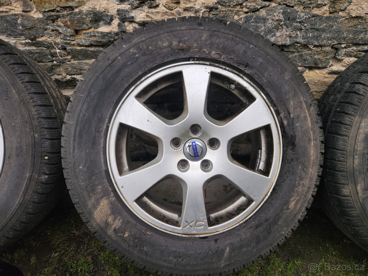 Volvo XC70 alu kola 17"