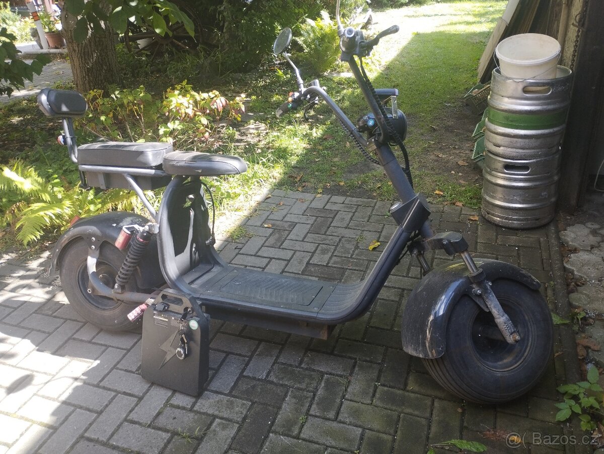 Elektrokoloběžka Eco Wheel GR 7