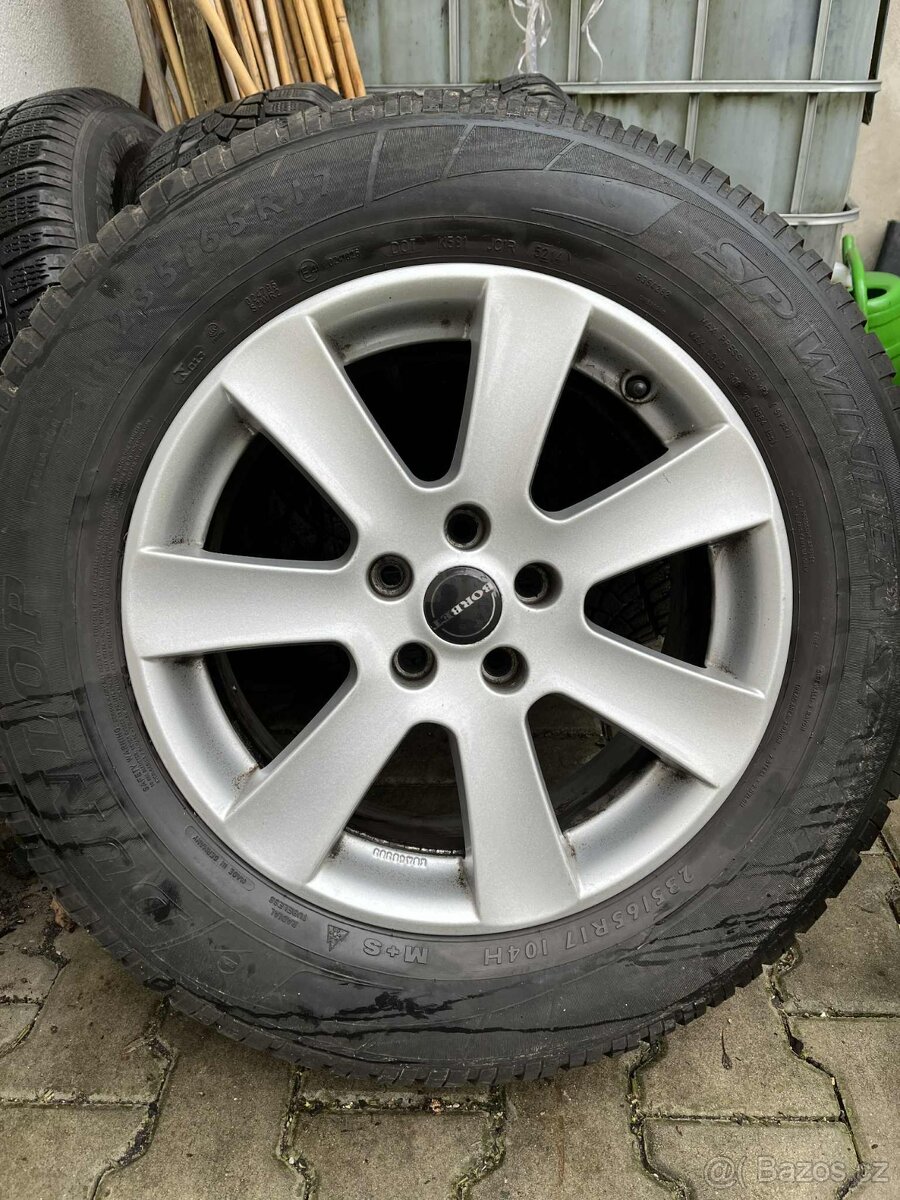 Dunlop 235/65 R17 104H zimní pneu na alu 8Jx17H2 – 4 ks