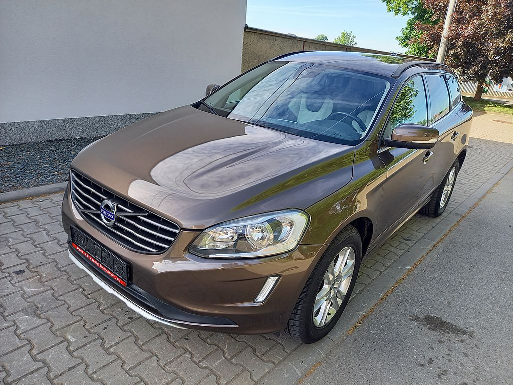 Volvo XC60, 2.4D5 120k 4x4+klima+Manual+ROZVODY