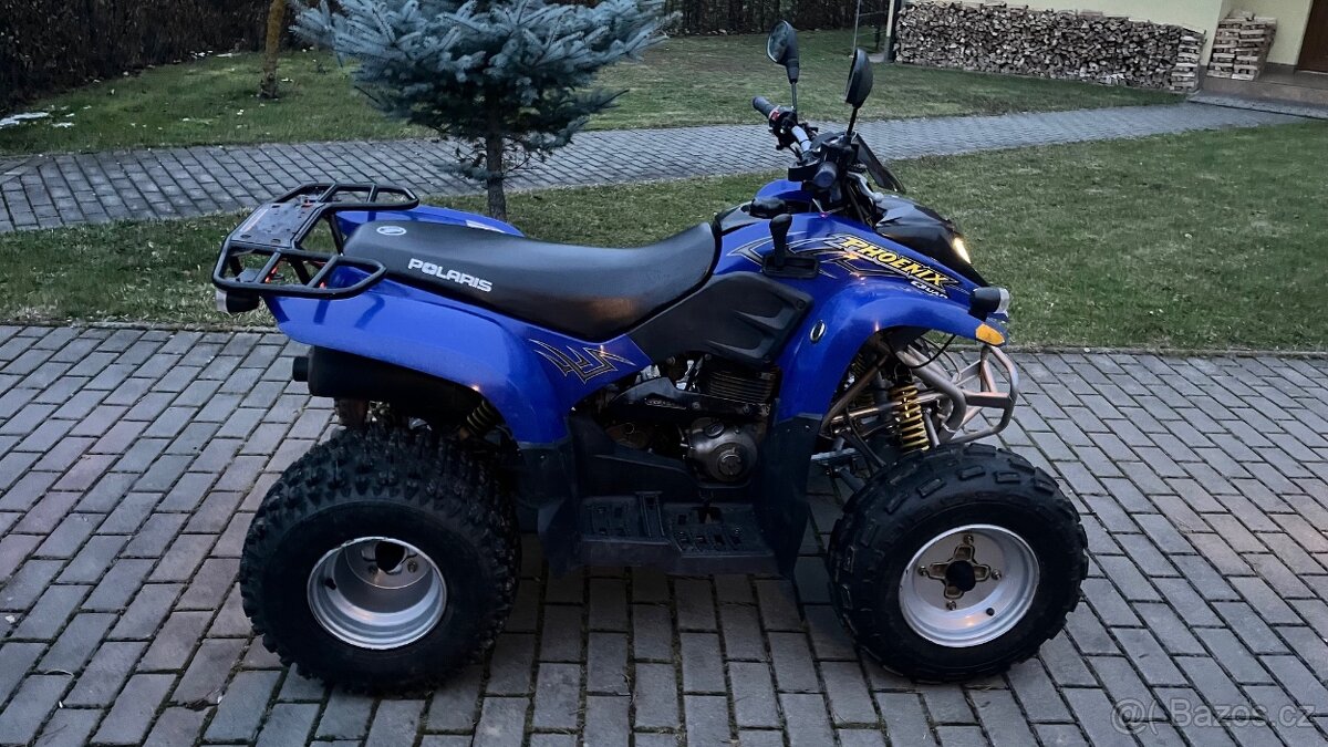 Polaris Phoenix 200 s bílou SPZ
