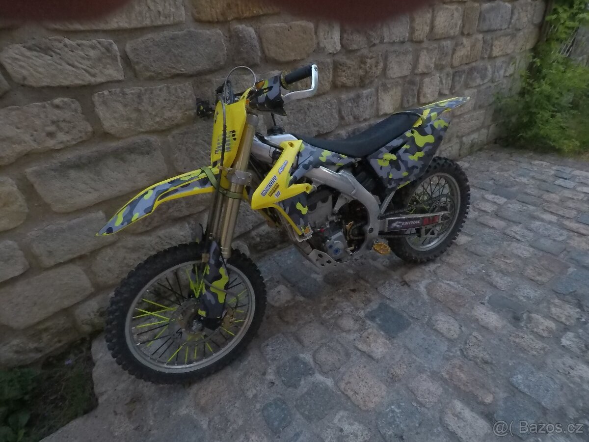 Suzuki RMZ 450
