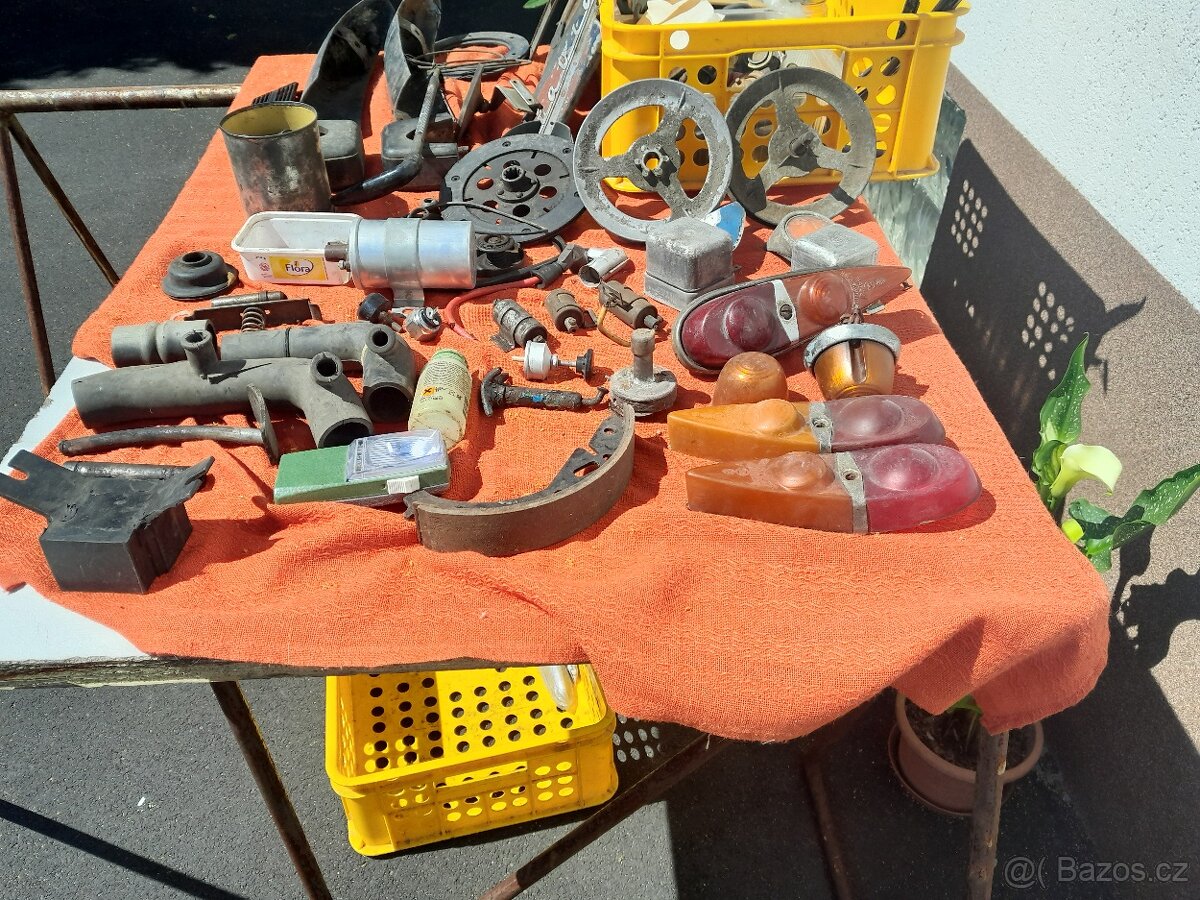 Náhradní díly stará Octavia