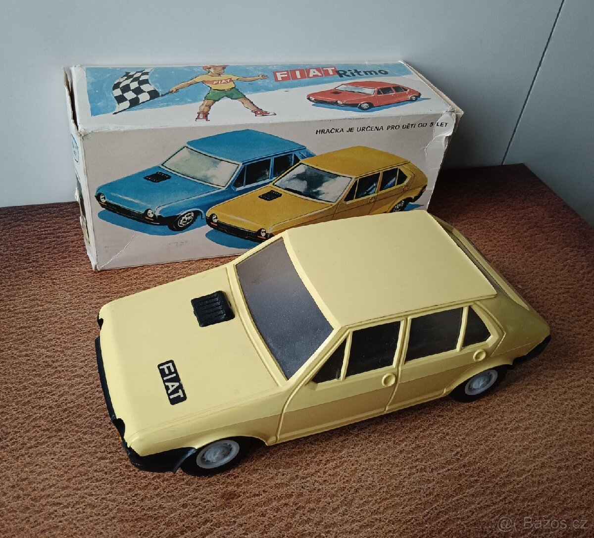 Fiat ritmo s originální krabičkou 1986 ITES stará hračka
