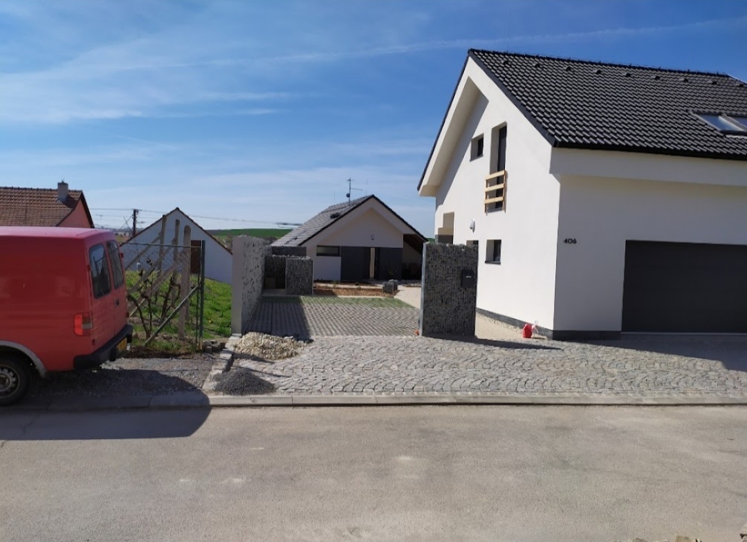 Rekonstrukce bytů a domů